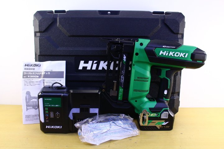 ●【美品】HiKOKI/ハイコーキ N3604DM コードレスフロア用タッカ 38mm 釘打機 フローリング施工 付属品あり 電動工具【10885150】