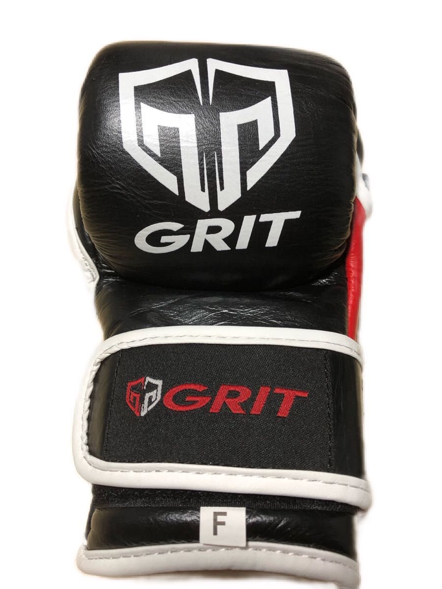 GRIT MMAパウンドグローブ 新発売のレッド 安全性が高く握りやすさ抜群