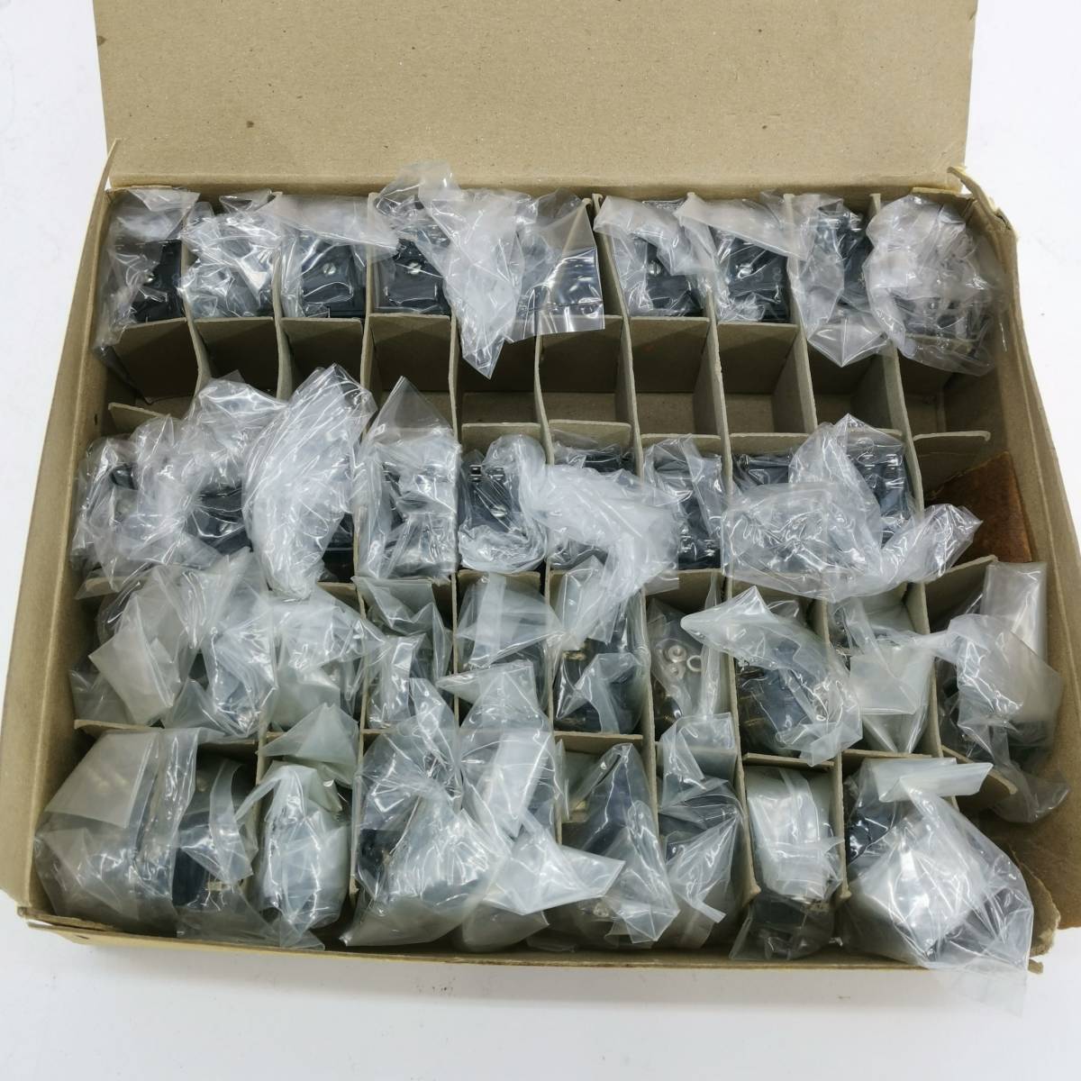  free shipping unused long-term keeping goods asahi electro- . micro n relay MRP 200E shape 102(V) S-2 socket details unknown summarize set #12102