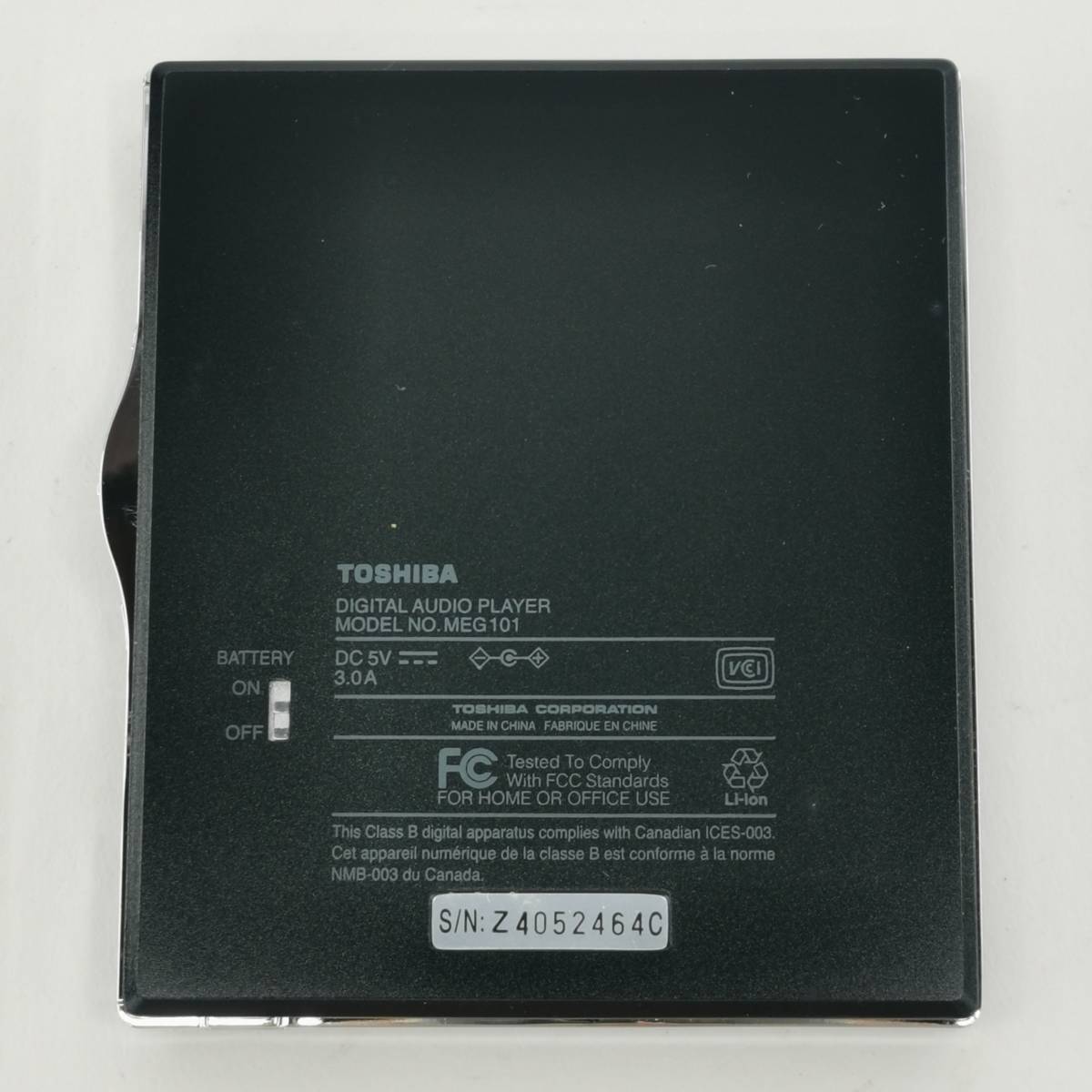 TOSHIBA HDDプレーヤー gigabeat G10 コスモブラック MEG101(K TOSHIBA HDDプレーヤー gigabeat G10 コスモブラック MEG101(K