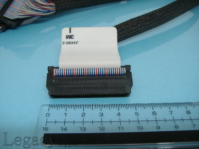 [SCSI built-in for cable 68pin male beads ..7+1 connector ]