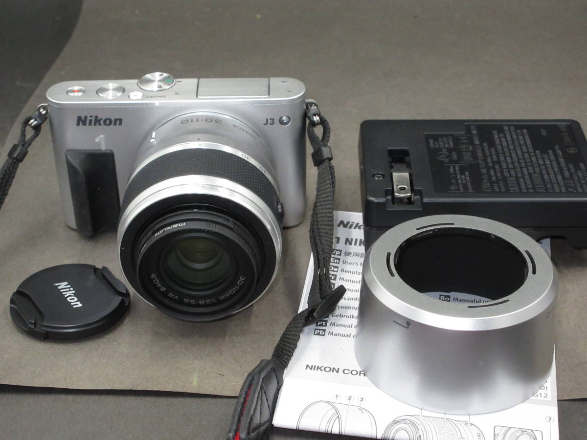 極美品Nikon ニコン1 J3 +1 NIKKOR 30-110mm F3.8-5.6 VR ミラーレス