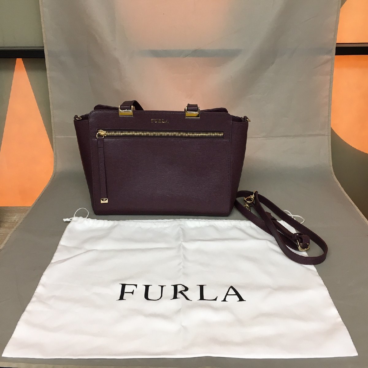 【未使用品】FURLA(フルラ) レザー2WAYバッグ ハンド/ショルダー ※ストラップ・保存袋付き (管理番号：063104)