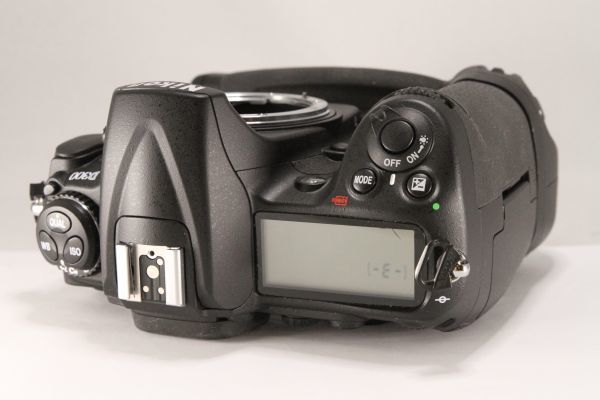 ★特上品★ニコン Nikon D300 ボディ + MB-D10★動作OK ちょっと難あり★87200_画像5