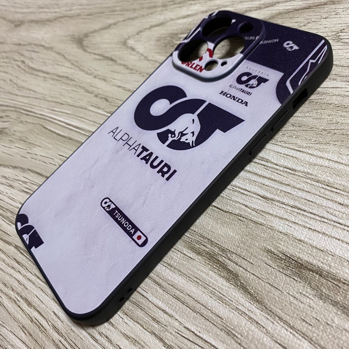 TSUNODA レーシング スーツ iPhone 14 Pro Max ケース F1 アルファタウリ