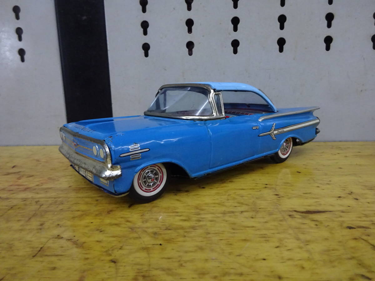 CHEVROLET IMPALA シボレー インパラ 1960y ビンテージ 希少 廃盤 当時物 激レア 絶版_画像1