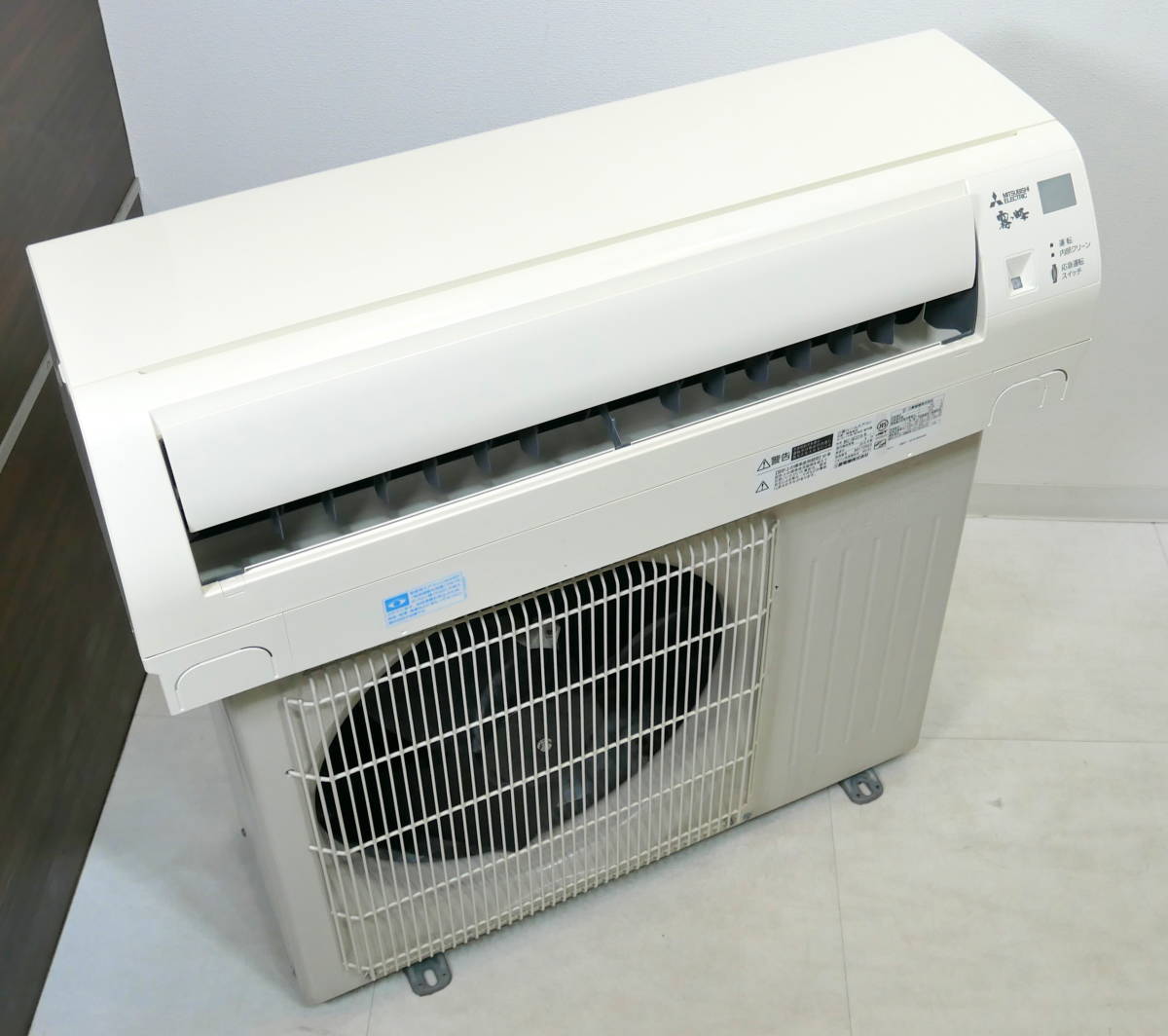 ▲引取歓迎 東大阪(R510-B160)MITSUBISHI MSZ-GE2218 三菱 霧ヶ峰 フロアアイ ルームエアコン 2.2kW おもに6畳用 2018年製_画像1