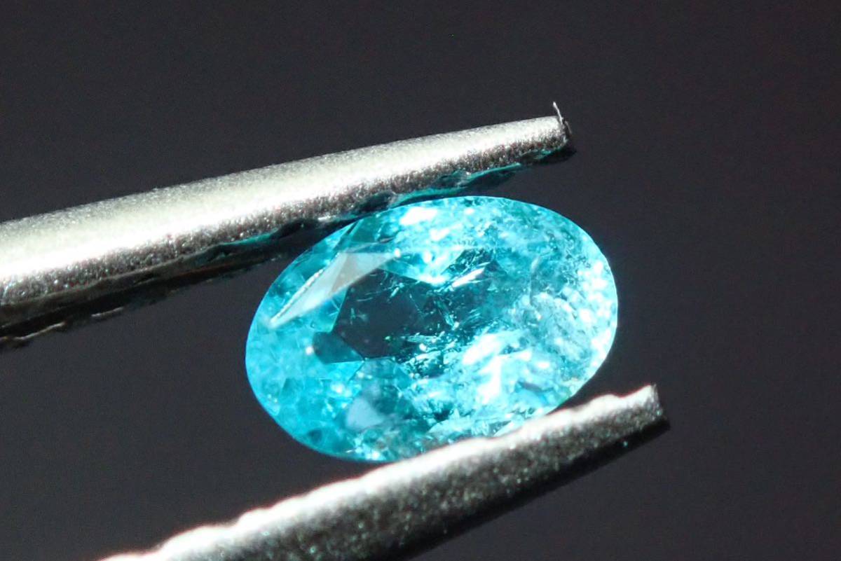 本店は 天然パライバトルマリン ソーティング付き ルース 0.146ct