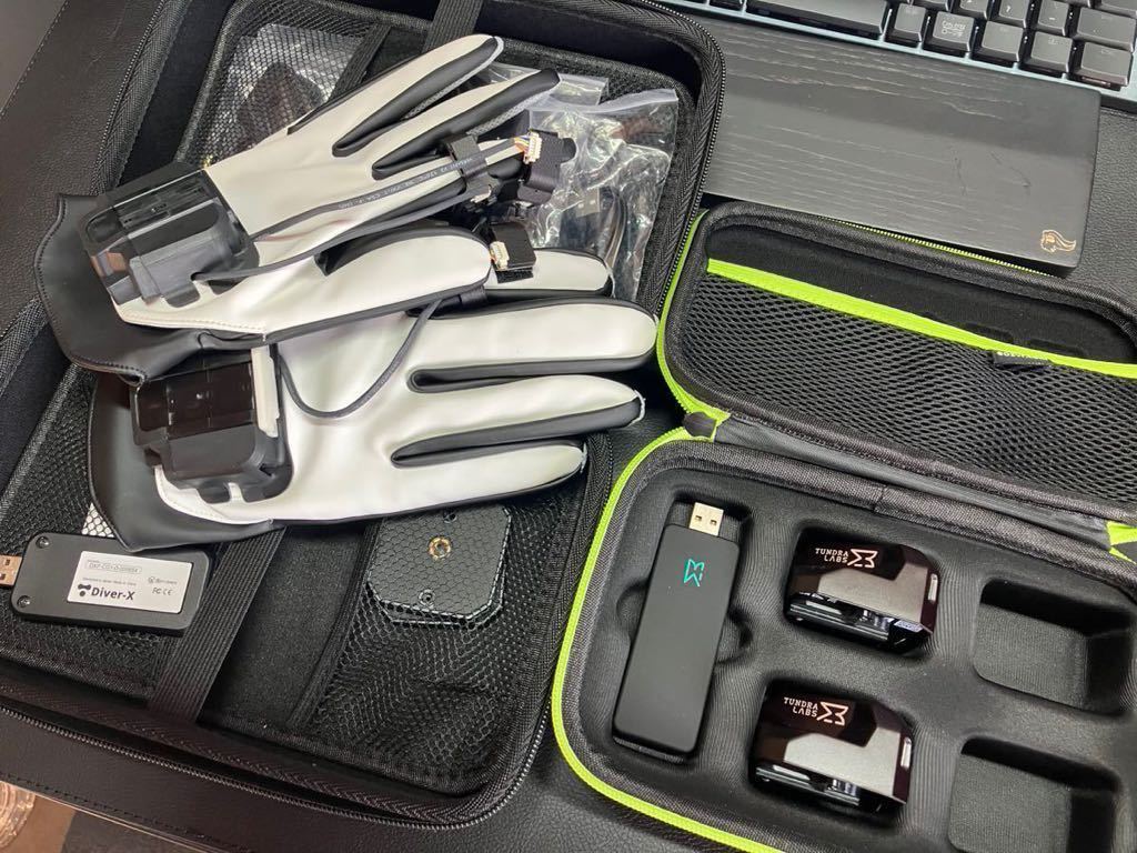 ランキングや新製品 【ほぼ新品】Diver-X Contact Glove サイズ