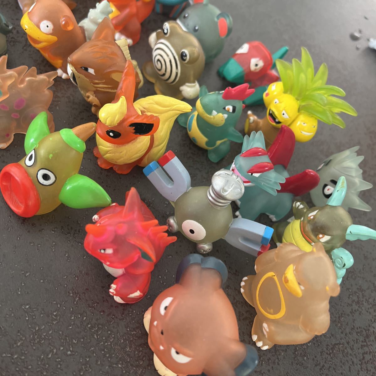 28個 ポケモンキッズ クリア ポケットモンスター 指人形 当時物 バラ