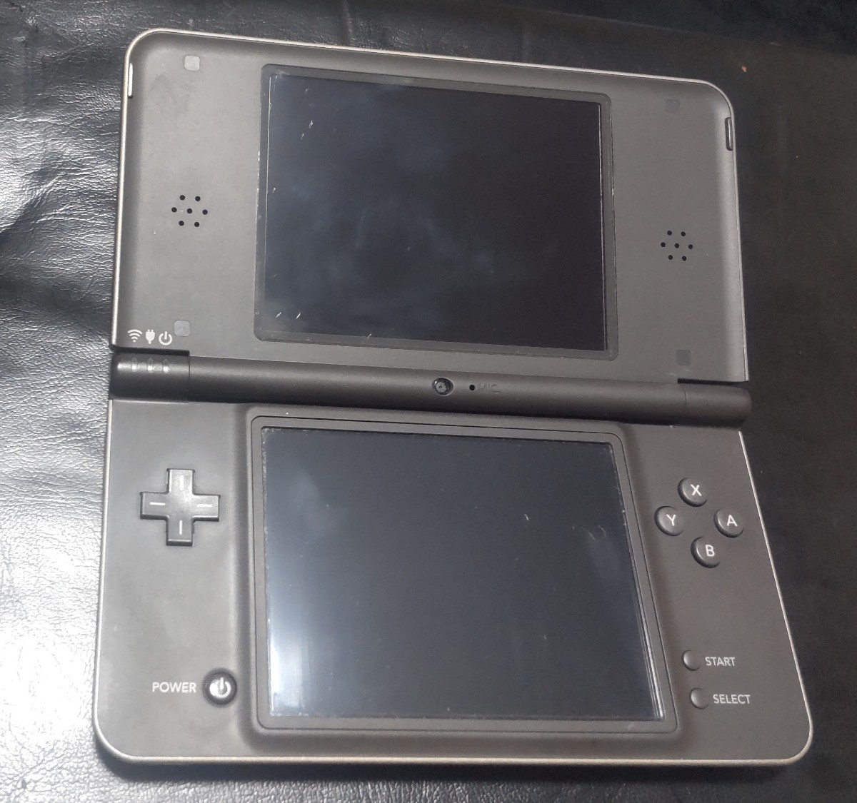 任天堂　Nintendo　DSi LL　本体_画像3