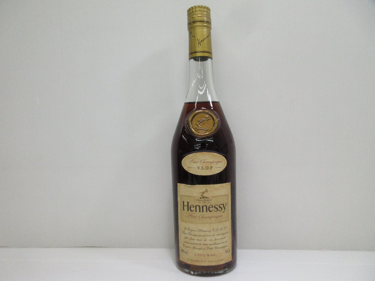 ヘネシー VSOP スリム クリア ボトル 金キャップ Hennessy Fine Champagne 700ml 40% コニャックブランデー 未開栓 古酒/B33157_画像1