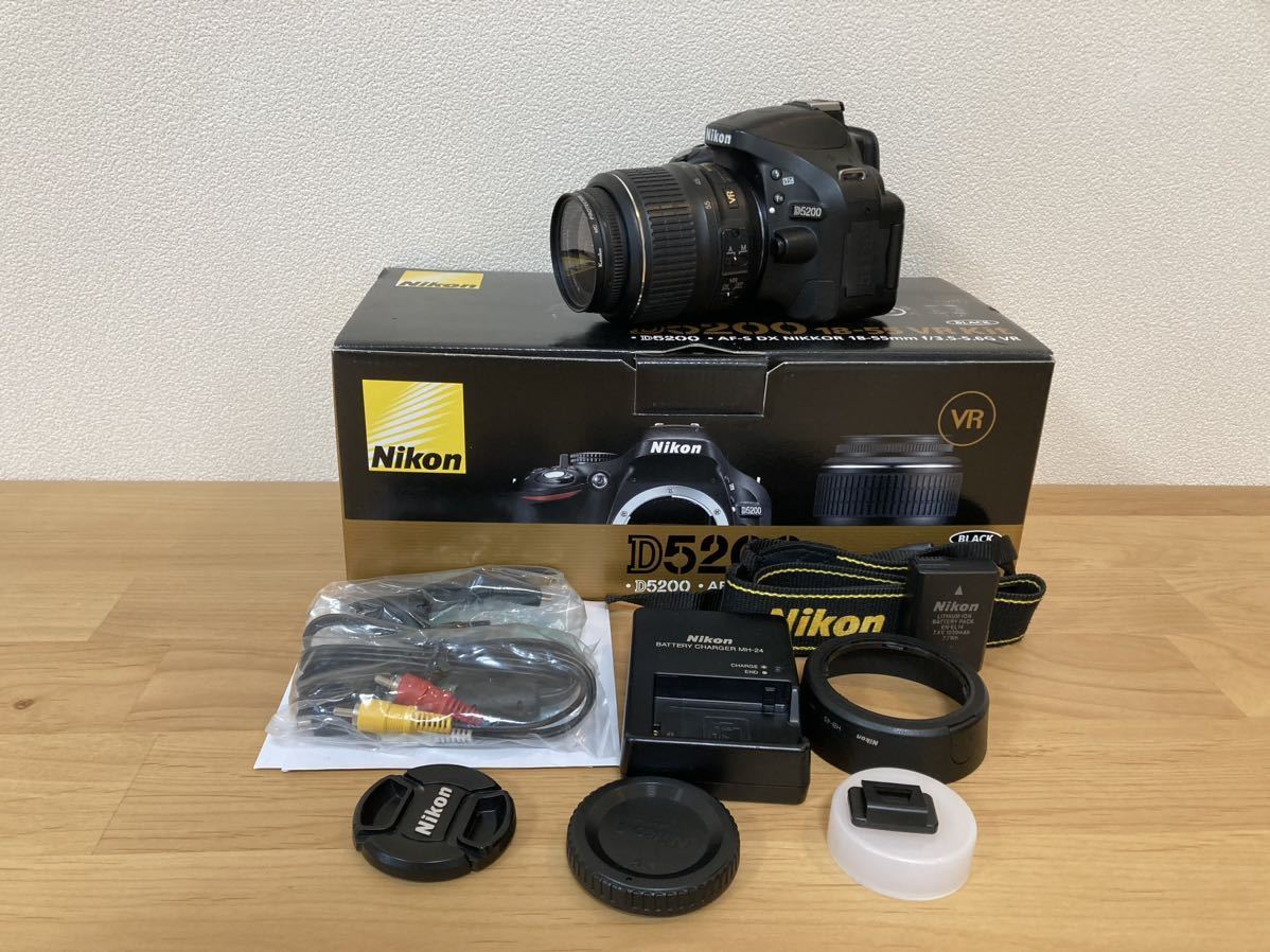 【元箱付】【美品】【送料無料】Nikon D5200 18-55 VR レンズキット デジタル一眼レフカメラ Fマウント ニコン【純正レンズフード付き】_画像1