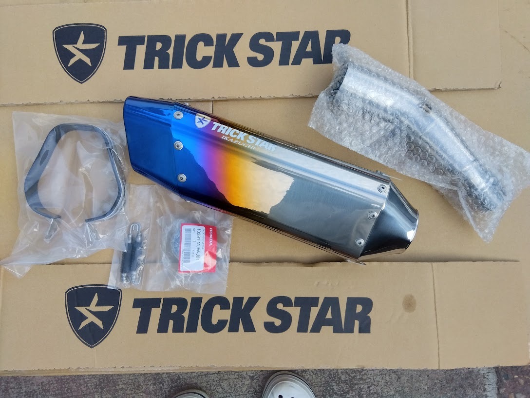TRICK STAR　スリップオンマフラー　IKAZUCHI焼チタン　CBR400R　_画像1