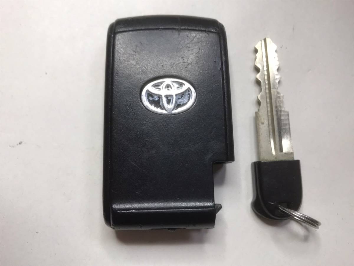 [ Toyota оригинальный дистанционный ключ TG65] гарантия работы отправка в тот же день печать B bB Prius Passo Daihatsu Tanto 2 кнопка зеленый лампа люминесценция 