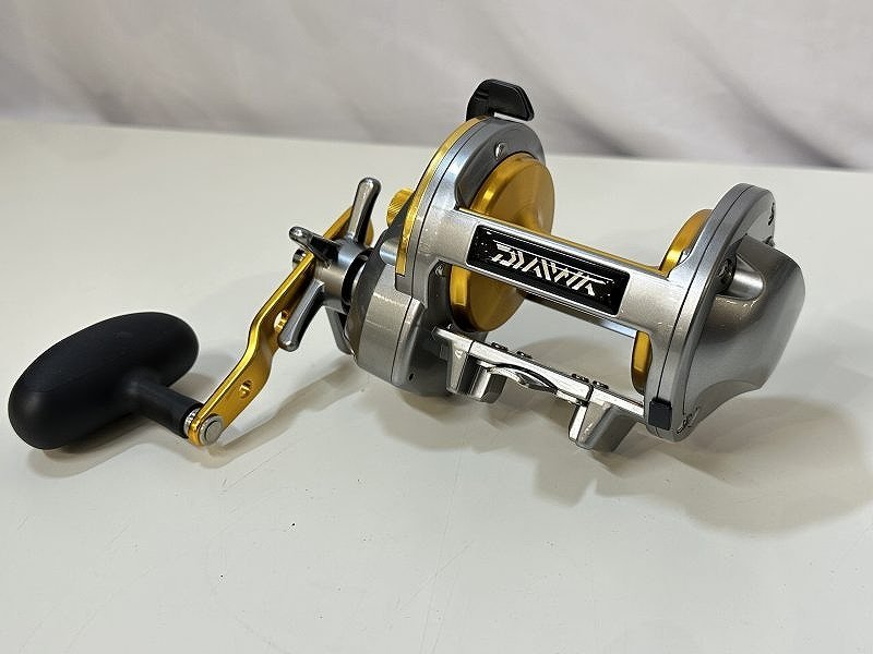 玄関先迄納品 ダイワ 00607832 【良品】12シーライン石鯛50 DAIWA