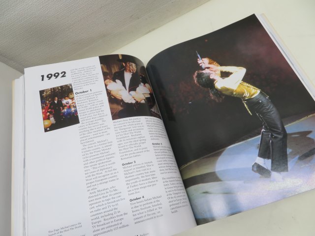 ■雑誌 Michael Jackson「A VISUAL DOCUMENTARY 1958-2009 THE OFFICIAL TRIBUTE EDITION」 マイケルジャクソン 86557■！！_画像5