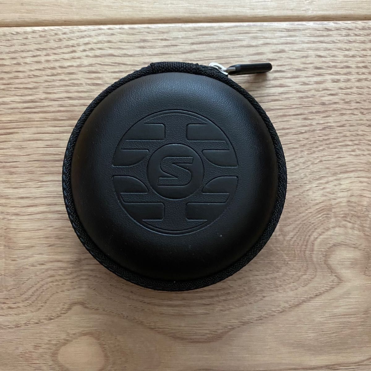 SHURE シュア イヤホン 有線 ケース付き|Yahoo!フリマ(旧 SHURE シュア イヤホン 有線 ケース付き|Yahoo!フリマ(旧