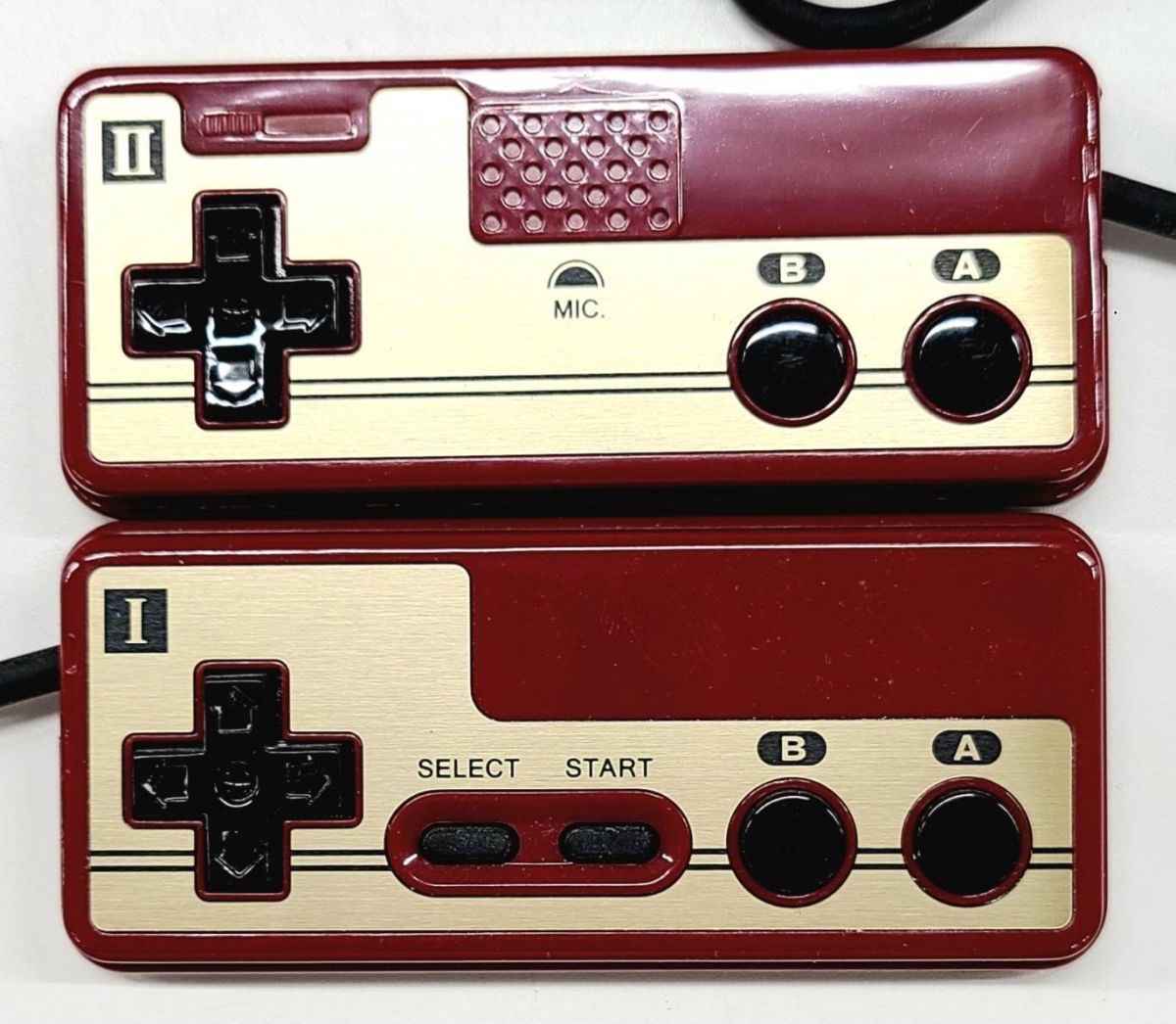 Y329-W13-245 Nintendo 任天堂 クラシックミニ ファミリーコンピュータ 特製ゴールド CLV-101 説明書・保証書・箱あり ゲーム機 おもちゃ④_画像7