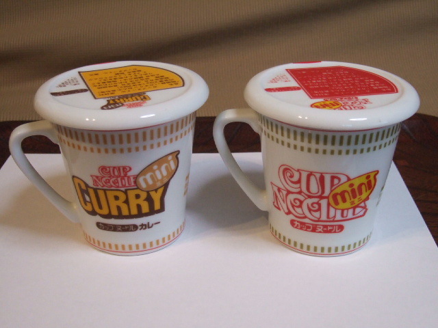 送料込 日清食品 カップヌードル ミニ CUP NOODLE カレー mini 蓋付き マグカップ レア　レトロ　オフィシャル_画像2