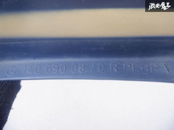 【割れなし!】 純正 BENZ ベンツ W140 Sクラス 前期 リア クォーター パネル 右 右側 RH 1406900840 色:5309(リオブルーM) 当時物 棚29-1_画像9