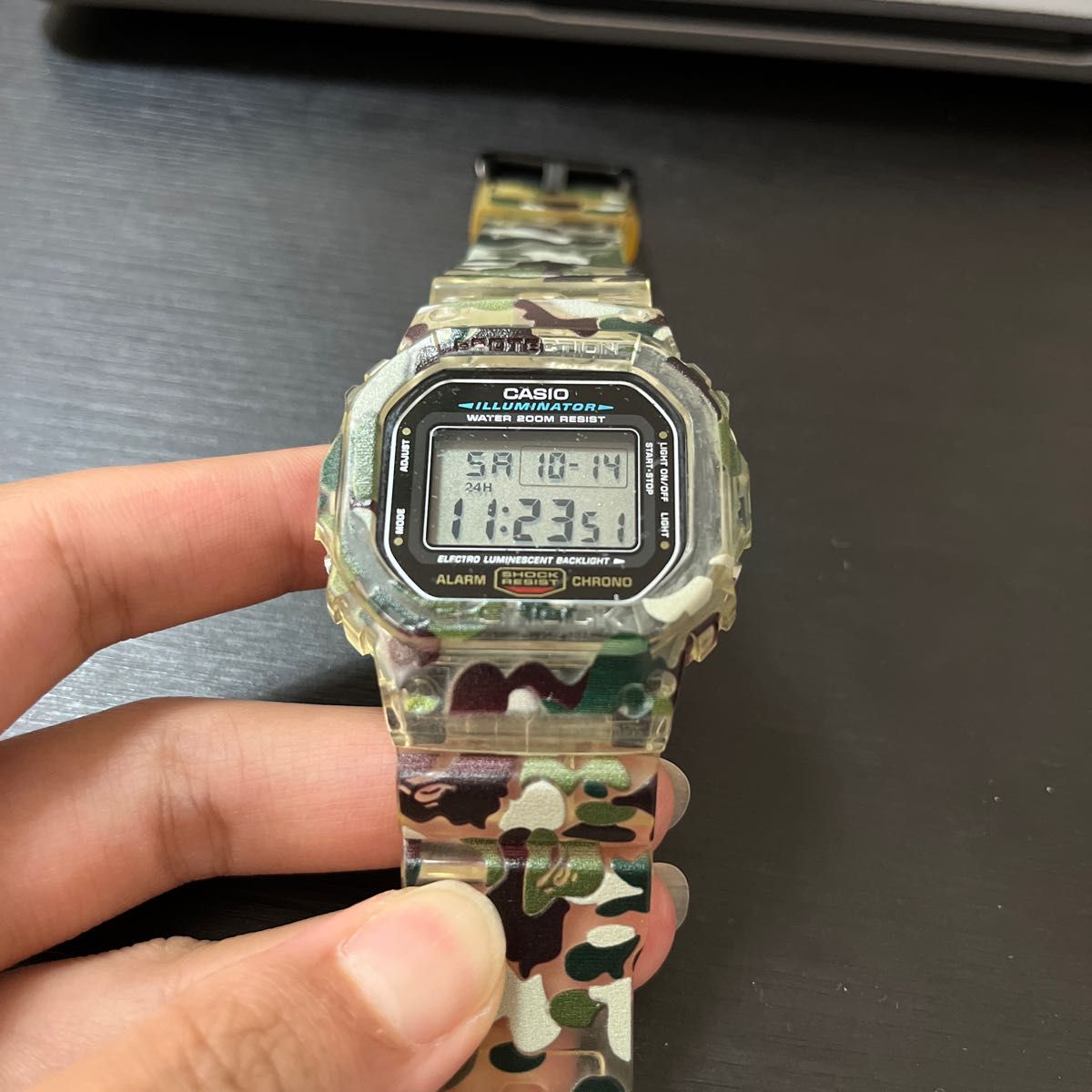 最終値下げ！G-SHOCK CASIO 腕時計　カスタムパーツグリーン迷彩 DW-5600