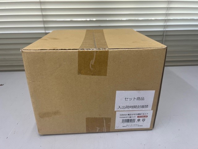 ★2310A12★未使用長期保管品！4本セット！コールマン 純正LPガス燃料 Tタイプ 470g 5103A470T ジャンク扱い現状にて★_画像1