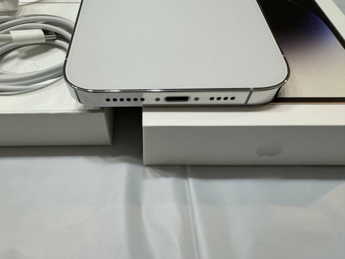 超美品】iPhone 14 Pro Max 512GB シルバー SIMフリー 日本国内 超美品】iPhone 14 Pro Max 512GB シルバー SIMフリー 日本国内