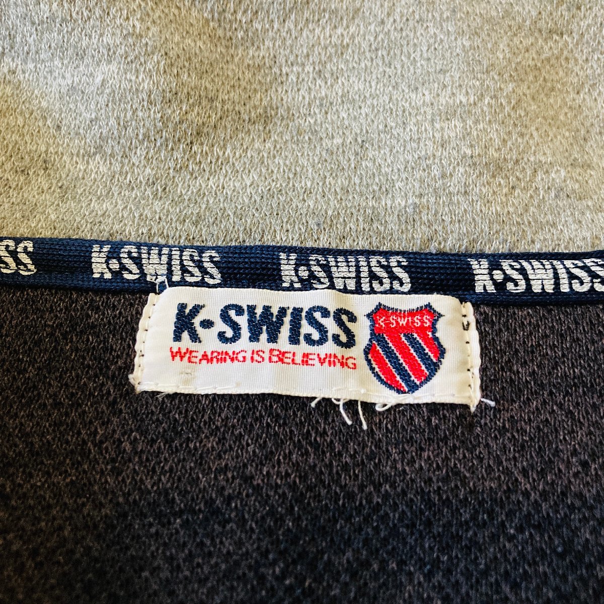 K-SWISS　ロゴ 刺繍　ハーフジップ トレーナー　ネイビー/グレー/ホワイト_画像5
