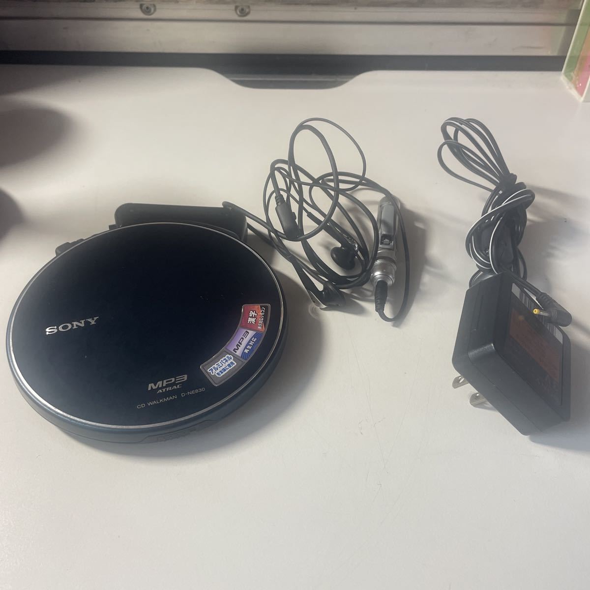SONY CDウォークマンWALKMAN ポータブルCDプレーヤーD-NE830 ブラック