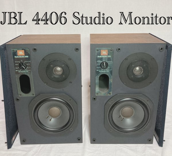高級感 【極美品】【シリアル連番】JBL スピーカー Studio Monitor