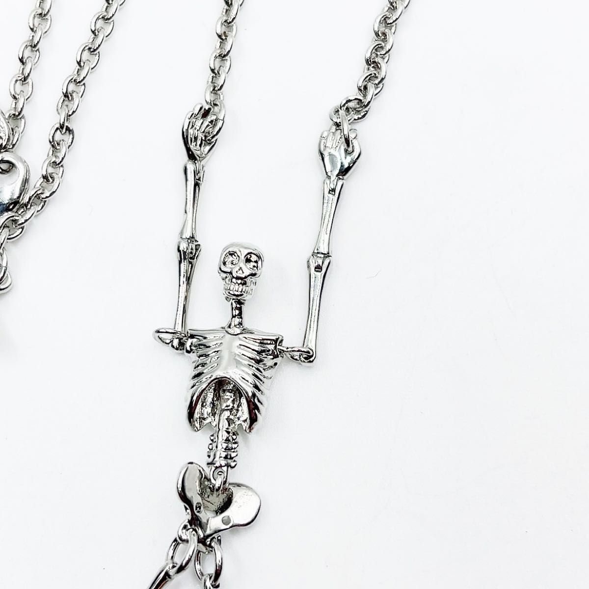 vivienne westwood スケルトン ネックレス ロング 80cm vivienne westwood スケルトン ネックレス ロング 80cm