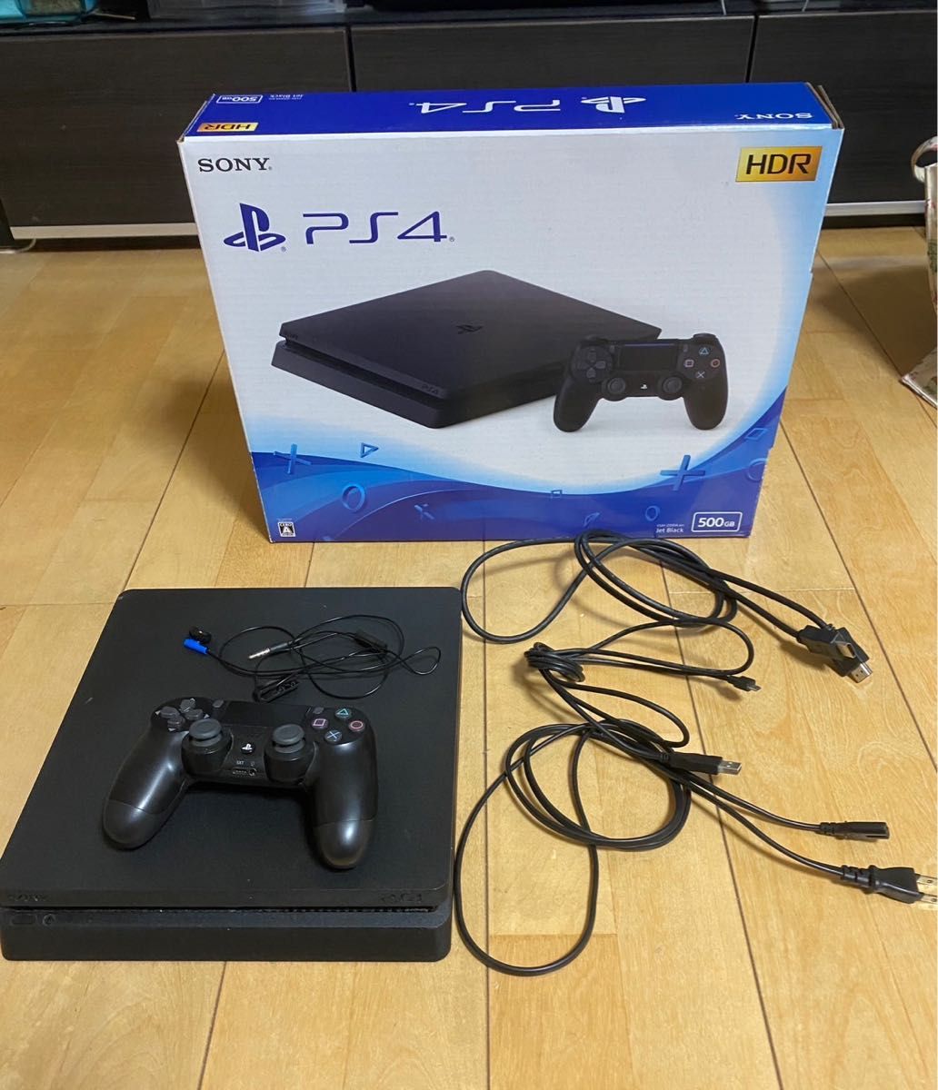 PlayStation4 本体 CUH-2200A B01 (PS4 本体薄型)-