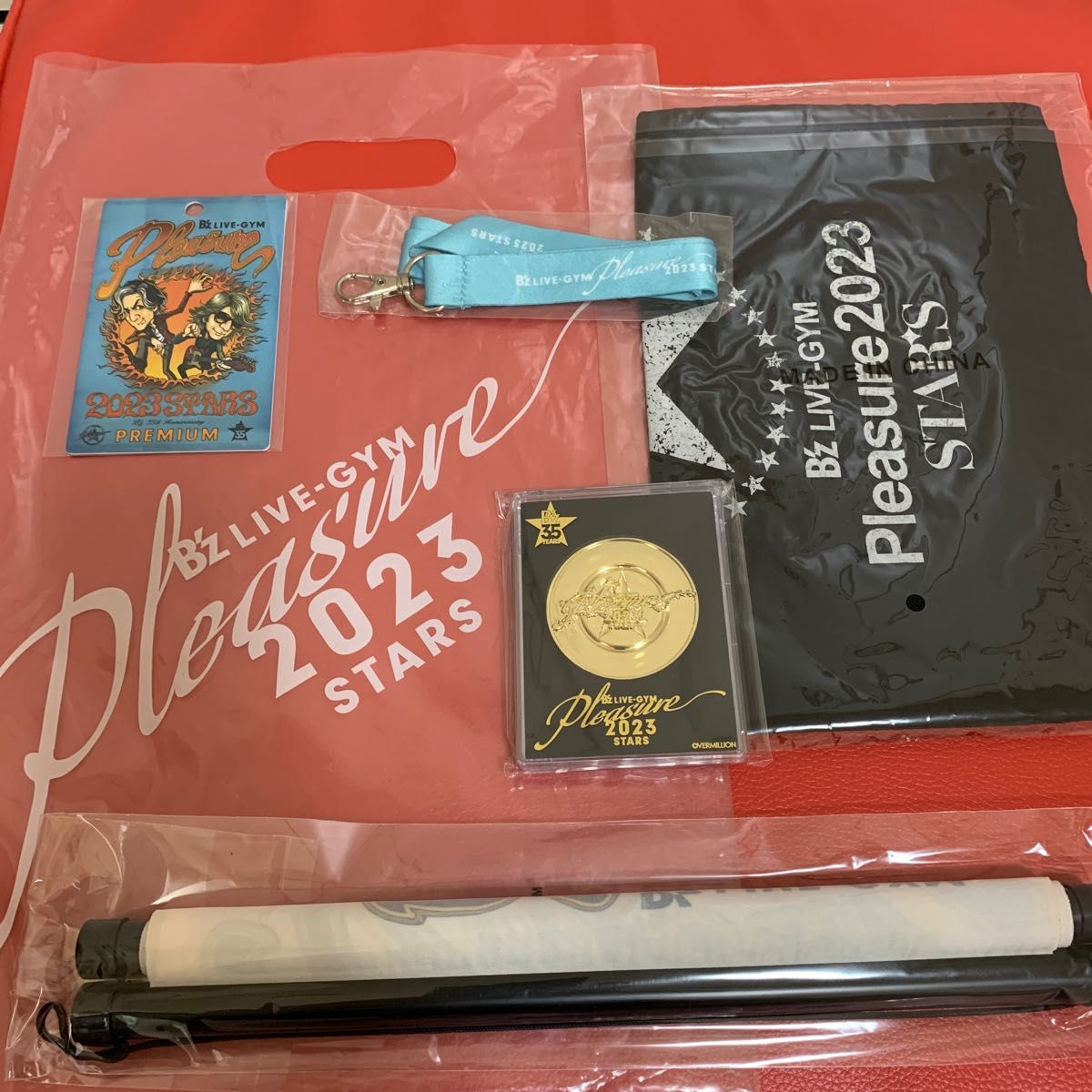 B'z LIVE-GYM Pleasure 2023 STARSプレミアム席限定グッズ