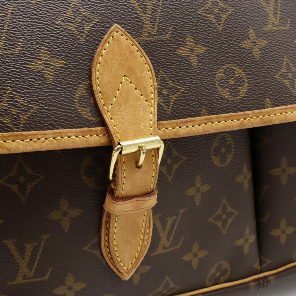 LOUIS VUITTON ルイ ヴィトン モノグラム ジベシエールGM ショルダーバッグ メッセンジャーバッグ 斜め掛け_画像8