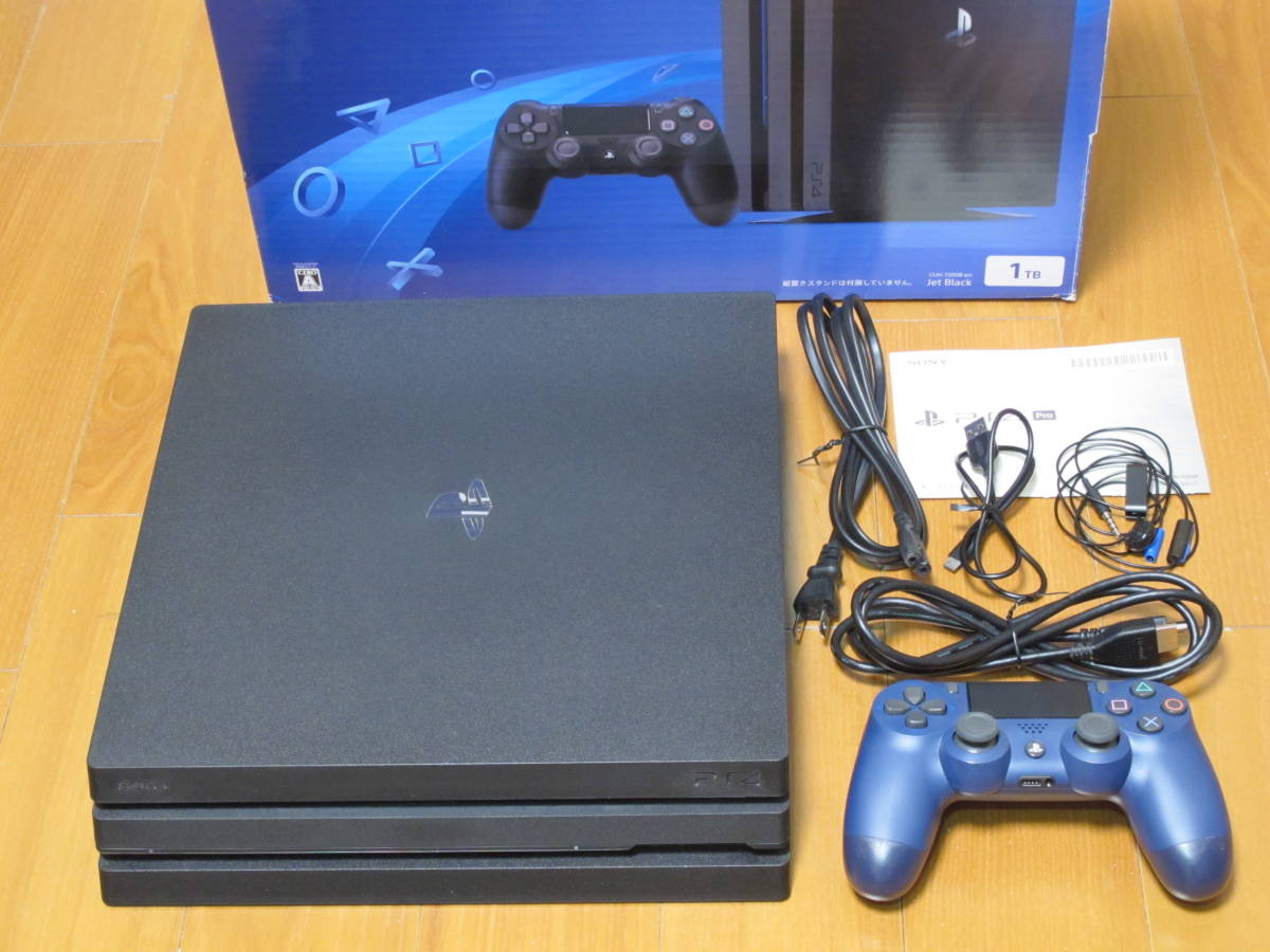 最高級 PS4Pro(プレイステーション4Pro) 本体/CUH-7200B-B01 中古 初期