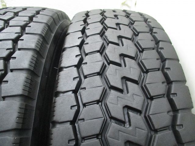 205-70R16 111/109N LT 9-8.5分山 ヨコハマ LT752R 2022年製 トラック 中古タイヤ【2本】送料無料(M16-5364）_画像2