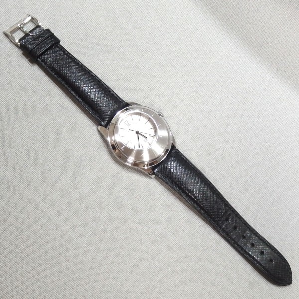  beautiful goods *dunhill eccentric DQV210AL Date silver dial quartz men's round wristwatch Dunhill *