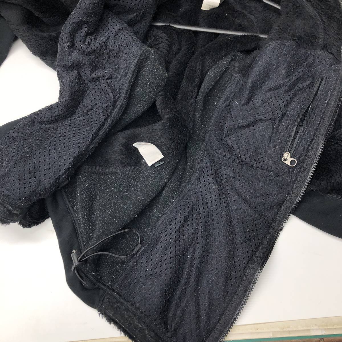 Patagonia パタゴニア レギュレーターR3 ハイロフトフーディ Patagonia パタゴニア レギュレーターR3 ハイロフトフーディ