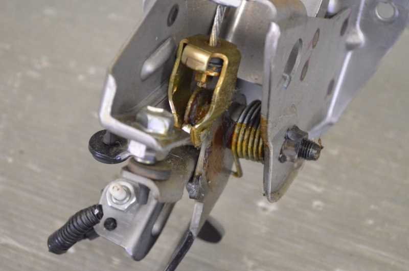 ミラ L MT車 後期(L250S) 純正 破損無 取付OK 動作保証 ペダル2点セット アクセル ブレーキ クラッチ ABCペダル s008074_画像7