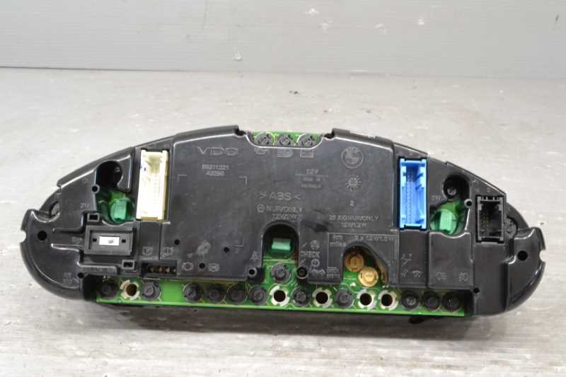 BMW Z3 右ハンドル E36 後期(CN22) 純正 破損無 取付OK 動作保証 スピードメーター タコメーター 88323km k075822_画像7