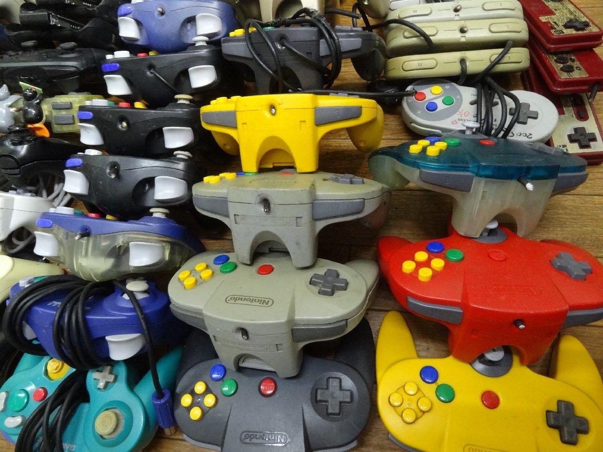 12■/Zこ7082　SONY Nintendo等 ジャンク コントローラー 色々大量 まとめ /PS3 DUALSHOCK、FC、SF、N64、CUBE、Wii等 / 保証無_画像10