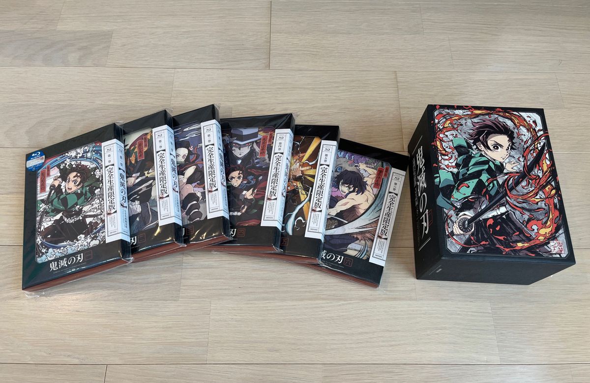 【新品】鬼滅の刃 DVD 1〜11巻 竈門炭治郎立志編全巻〈完全生産限定版〉