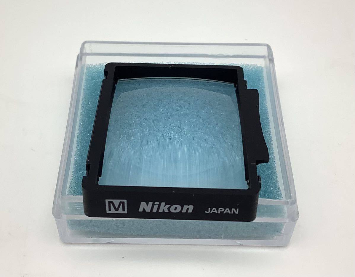 38 Nikon ニコン F4 F4s ファインダースクリーン 焦点板 Mスクリーン 十字線透過式 F4用 フィルムカメラ 一眼レフ ケース付_画像2