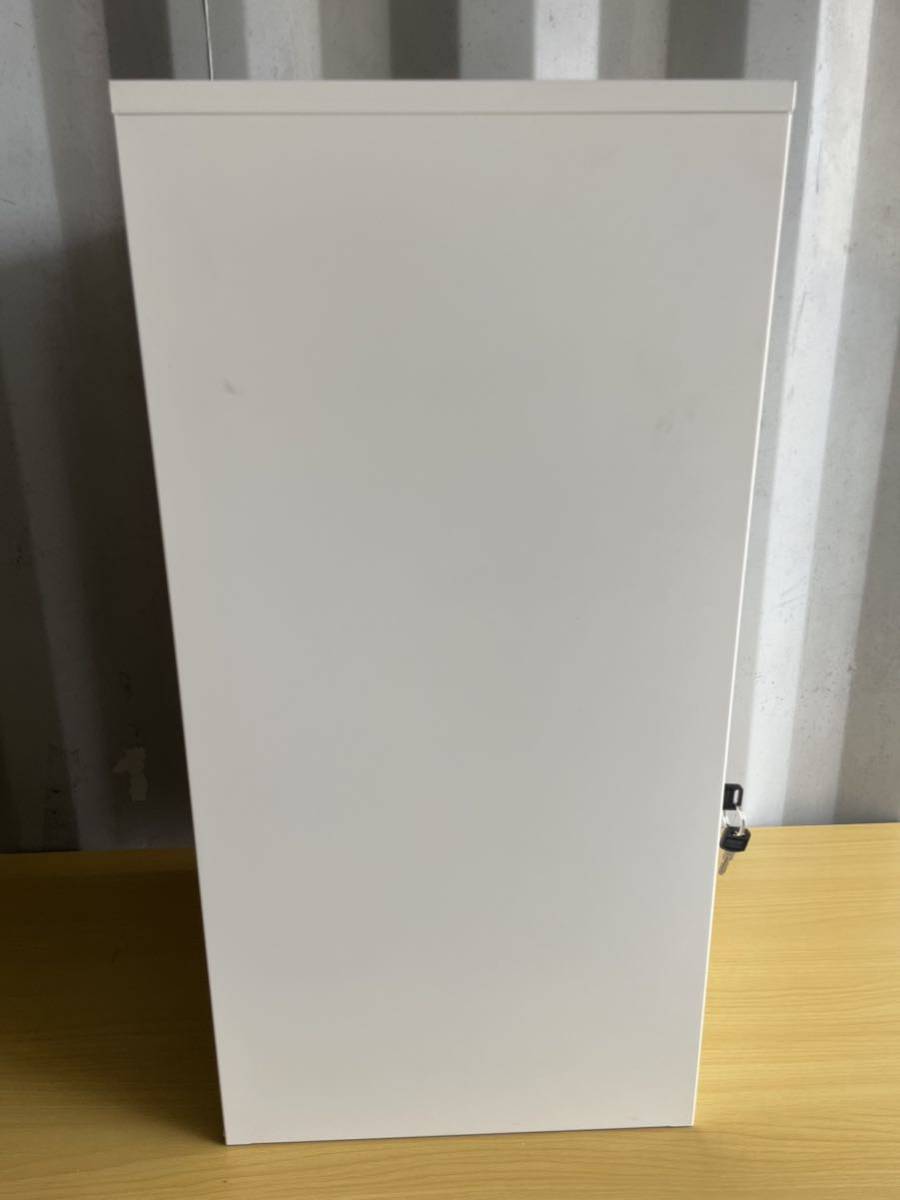 中古品☆キューブBOX 鍵付ロッカー ハイタイプ JAC-06 ホワイト 収納 スチールボックス カラーボックス _画像7