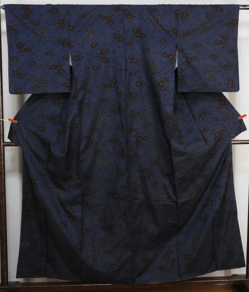 か51 正絹 本場大島紬 着物 花柄 【美品】 証紙付き 身丈157cm-