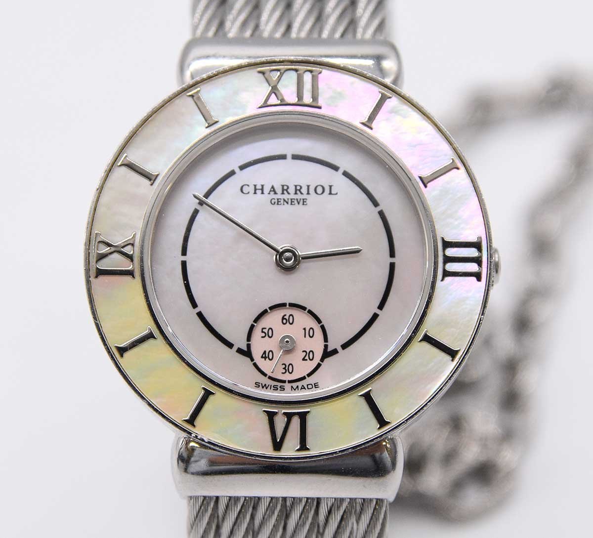 ●美品CHARRIOL シャリオール ST30 サントロペ SS ホワイトシェル文字盤 クオーツ レディース腕時計_画像1