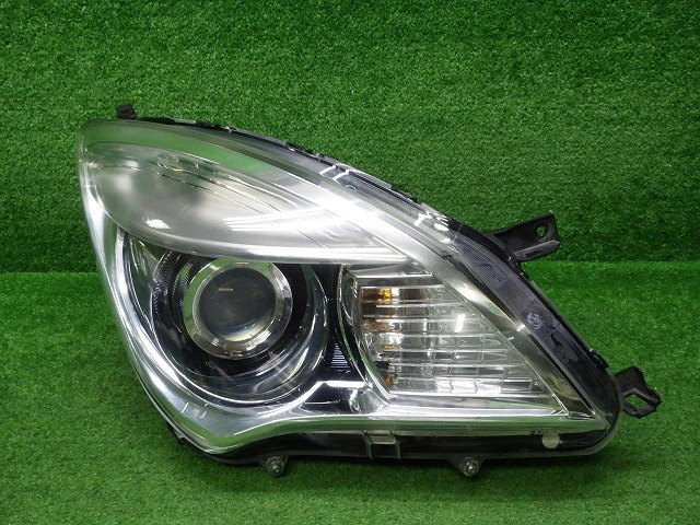 スズキ MA15S ソリオ 後期 右ヘッドライト HID LE01G6223 デリカD2 231002039_画像1