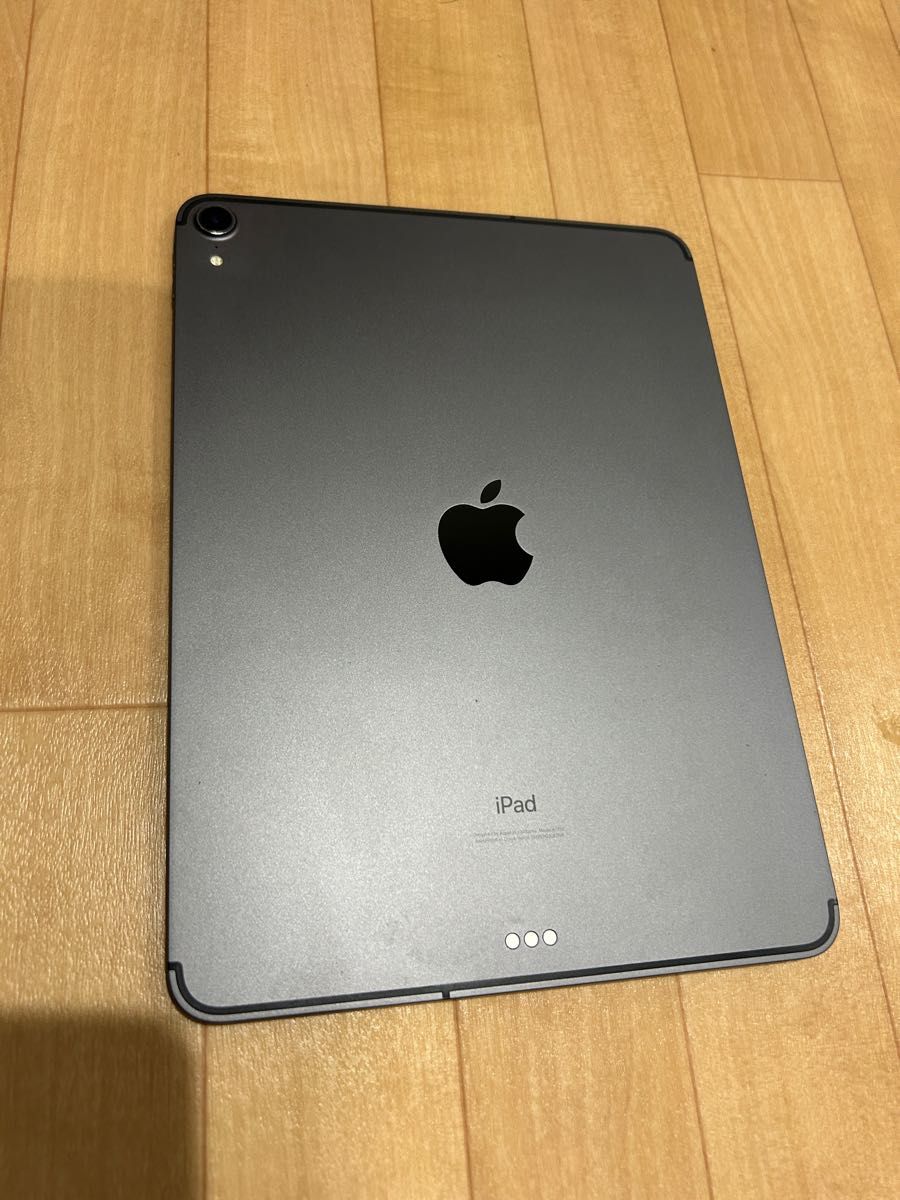 iPad Pro 11インチ 1TB cellular SIMフリー セルラー 動作好調 iPad Pro 11インチ 1TB cellular SIMフリー セルラー 動作好調