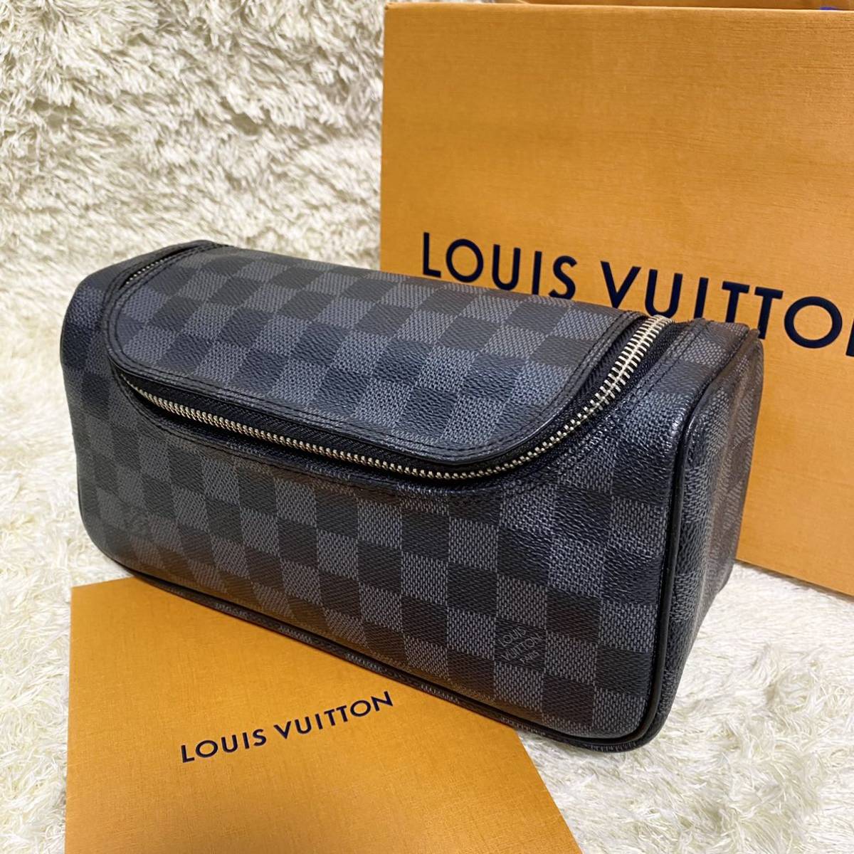 高価値セリー LOUIS 美品 VUITTON セカンドバッグ クラッチバッグ